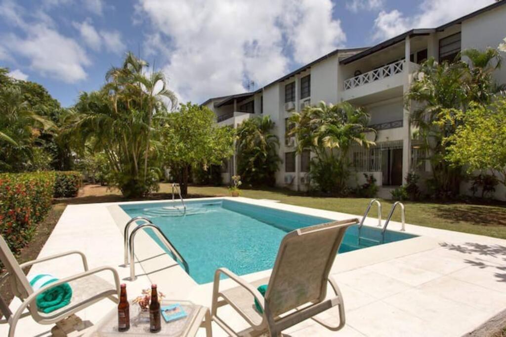 24 Maple Gardens Appartement Bridgetown Buitenkant foto
